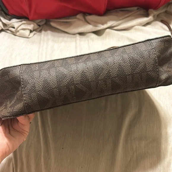 Michael Kors Cross Body Purse - Picture 6 of 13